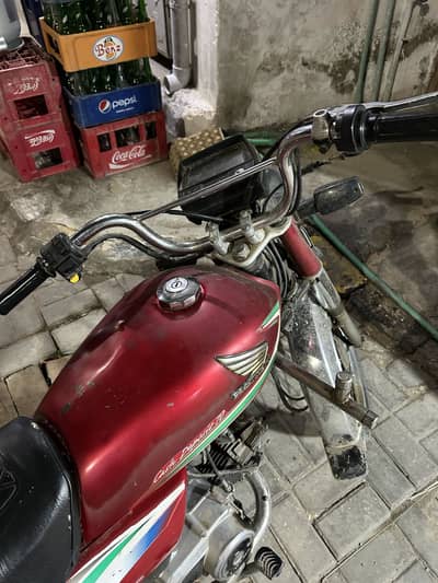 Honda CD 70 2016 Model Red Color – Well Maintained