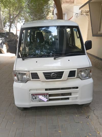 Nissan Clipper 2012