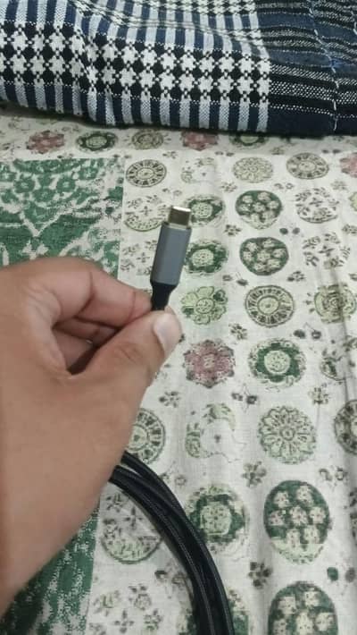 HDMI to type c