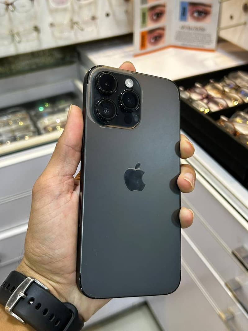 Apple iPhone 14 Pro Max 2