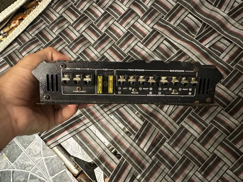 Audio tech Amplifier 6000watt 3