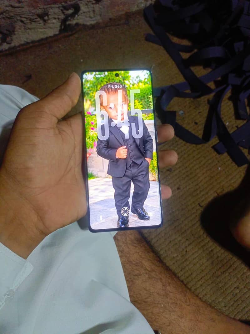Tecno CAMON 40 Pro 0