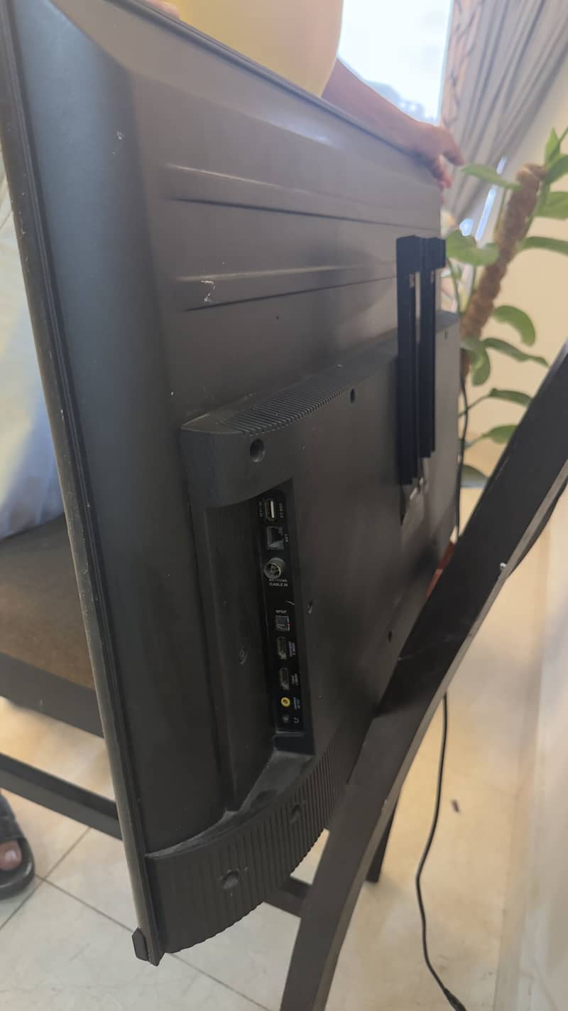 TCL LED 7