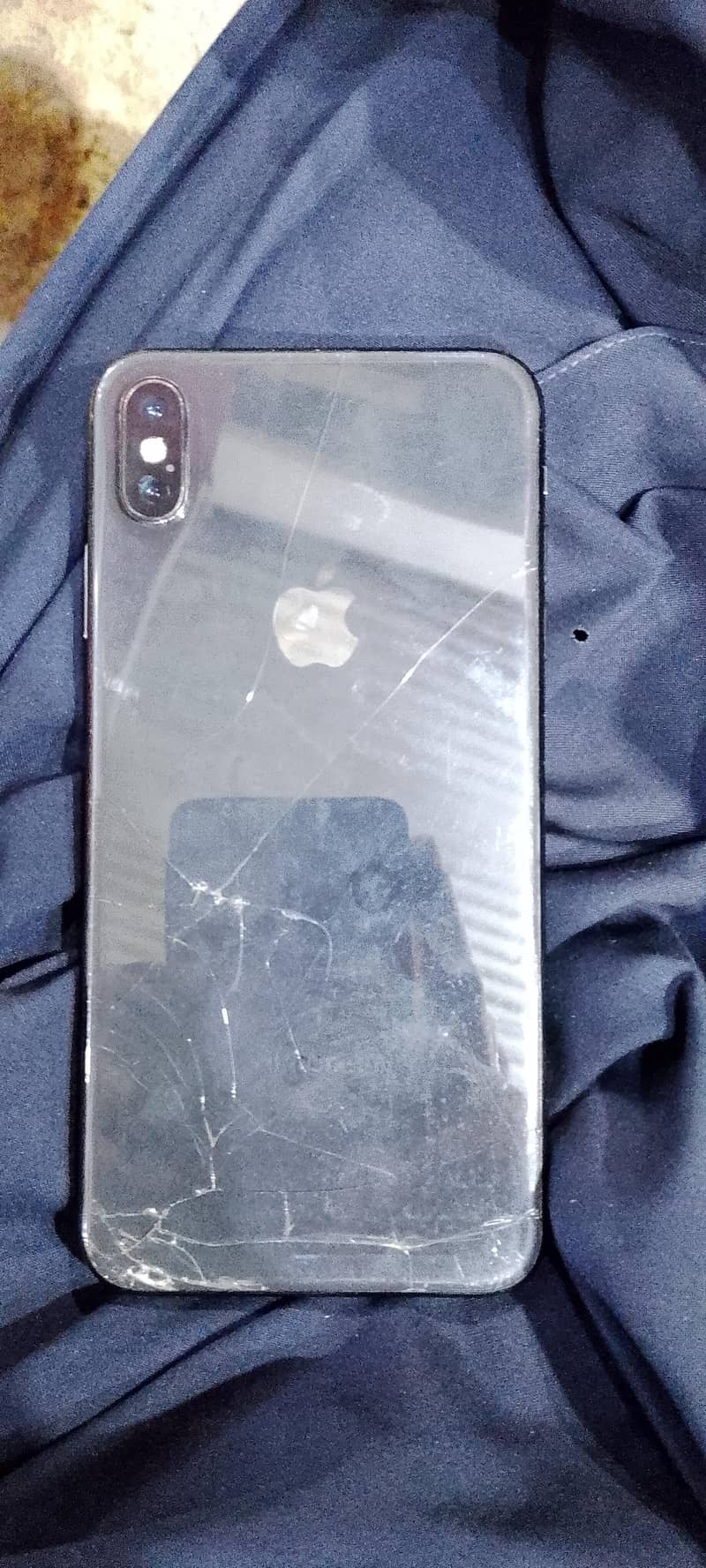 Apple iPhone Xmax 1