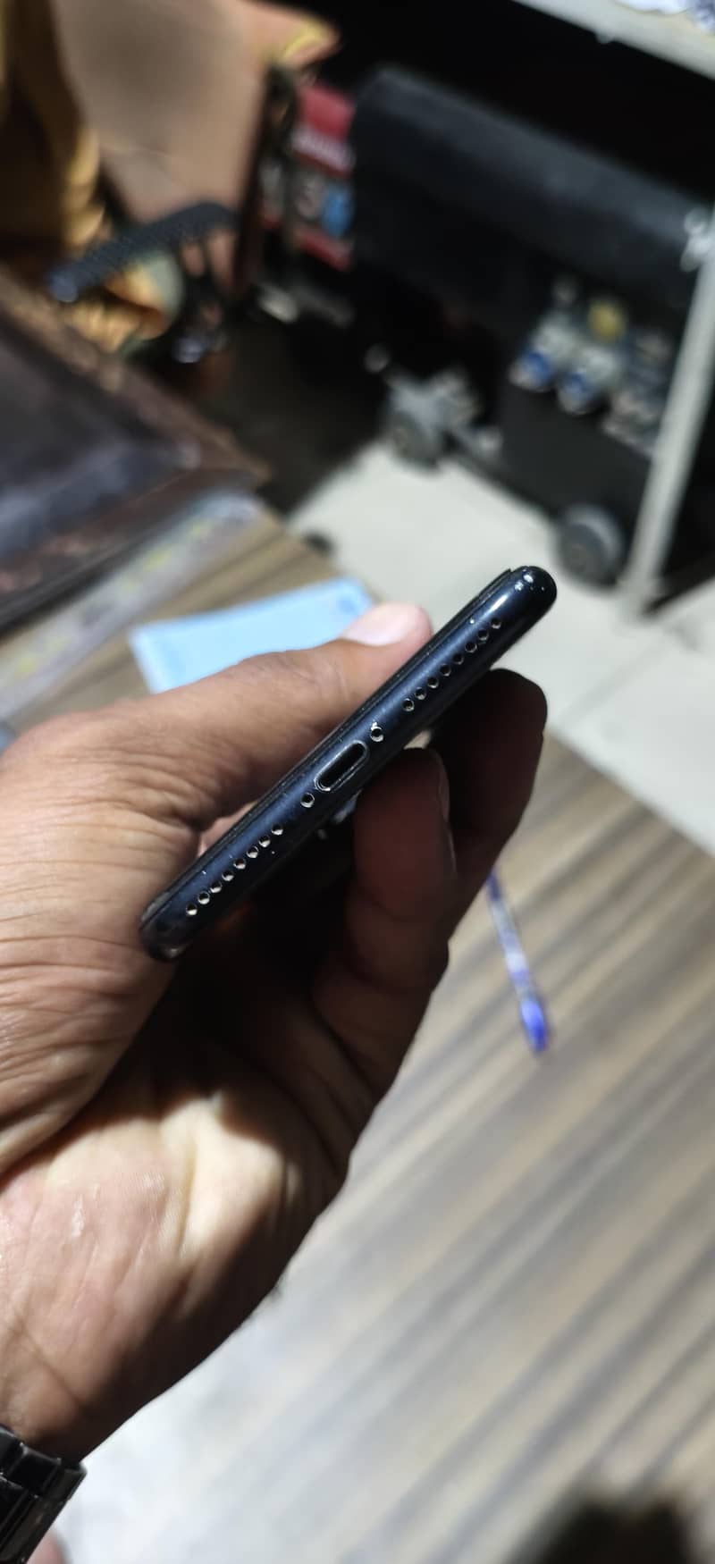 Apple iPhone 7 Plus 1
