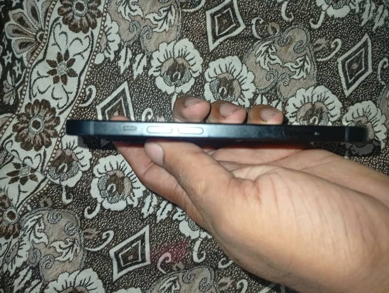 Apple iPhone 15 2