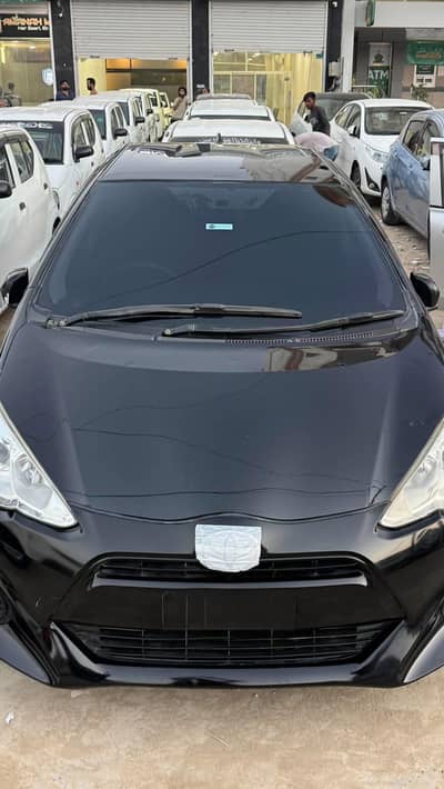 Toyota Aqua 2015
