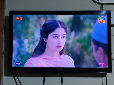 Sony Bravia 32" Full HD LED 3D TV KDL-32EX720 | Fully Working