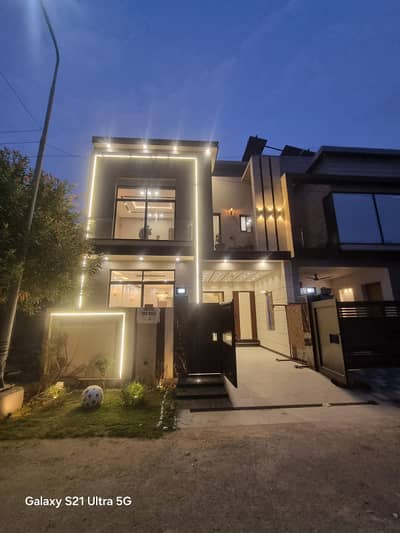 5 Marla House For Sale Ideal Location