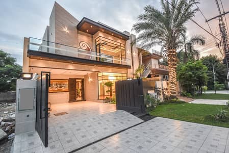 5 MARLA ULTRA MODERN VILLA FOR SALE IN DHA PHASE 9 TOWN