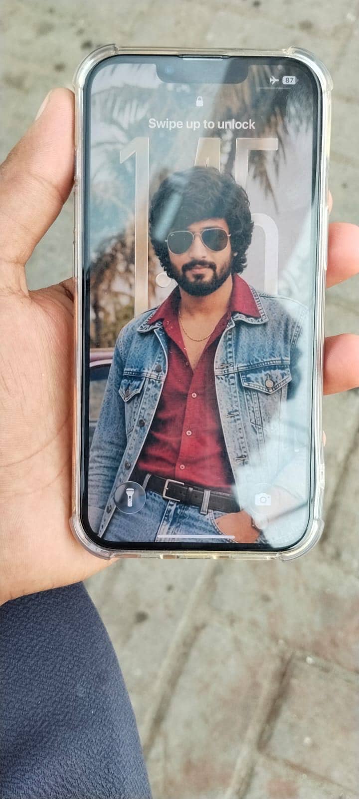 Apple iPhone 13 1