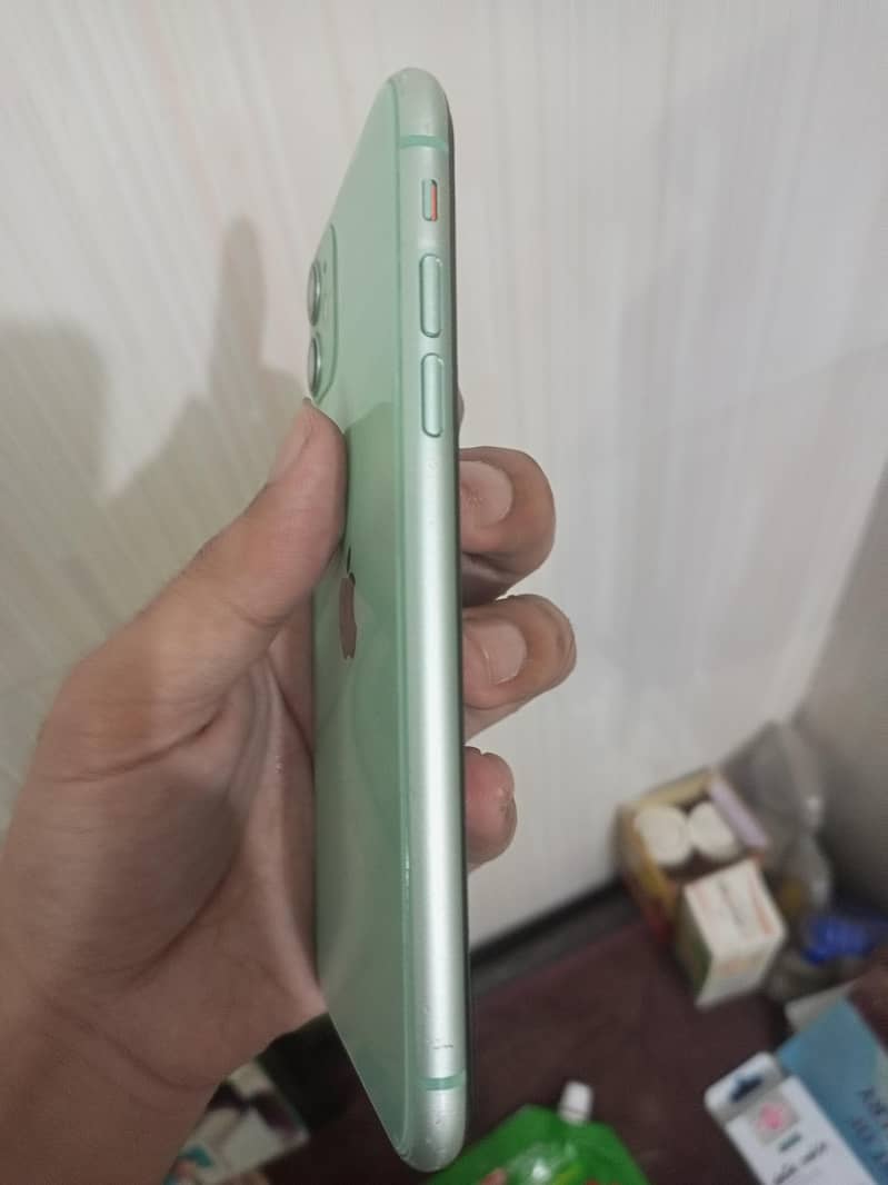 Apple iPhone 11 11