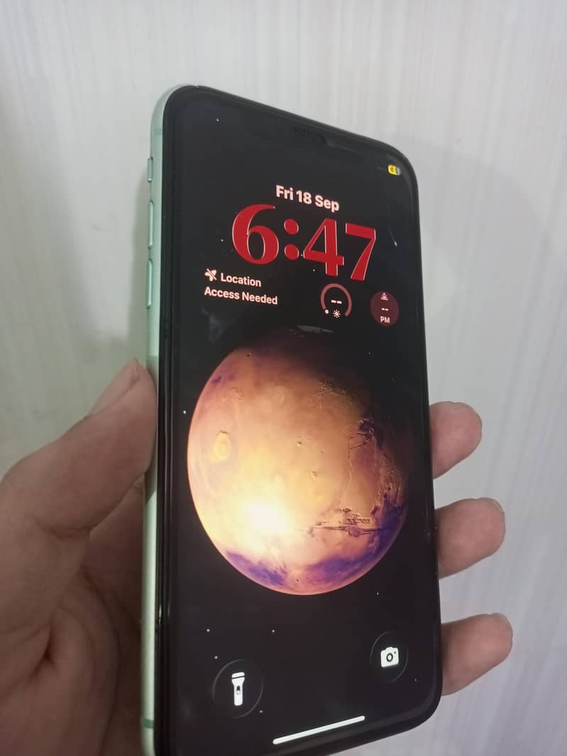 Apple iPhone 11 13