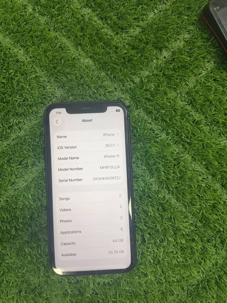 Apple iPhone 11 11