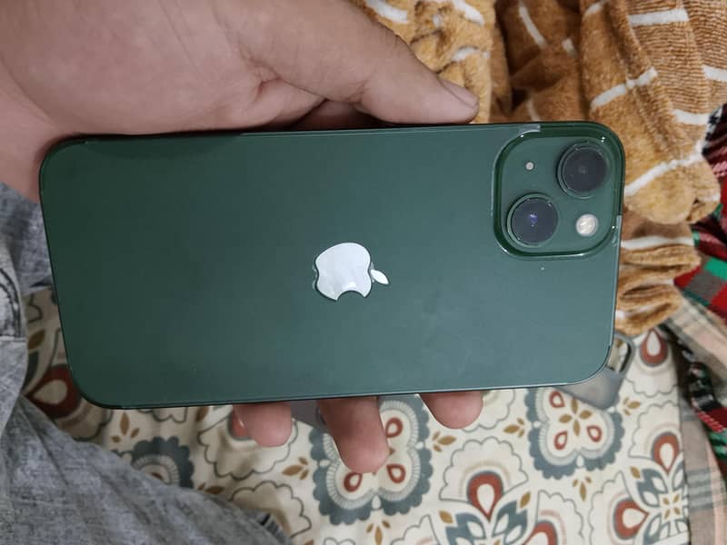 Apple iPhone 13 mini 1