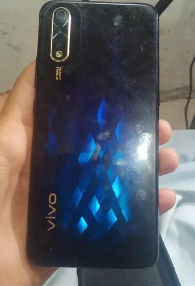 Vivo S1
