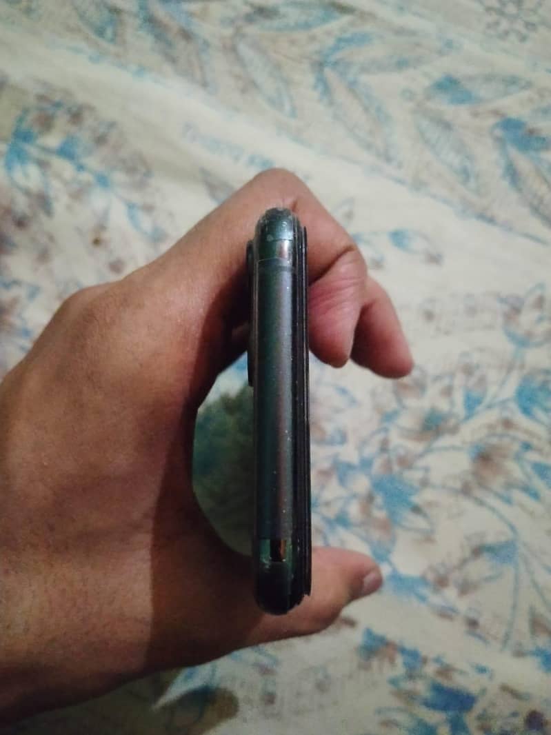 Apple iPhone 11 Pro 5