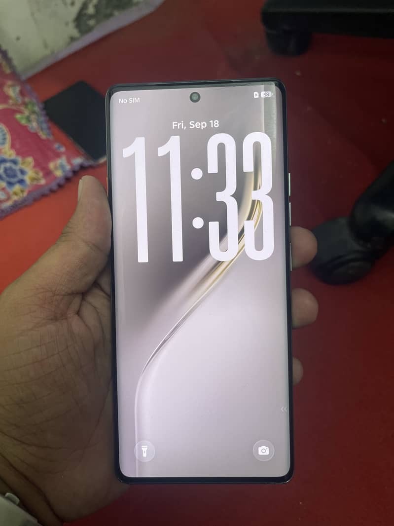 Tecno CAMON 40 Pro 0