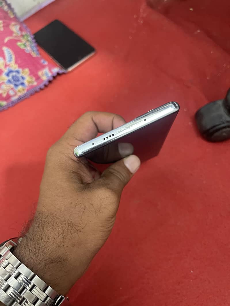 Tecno CAMON 40 Pro 1