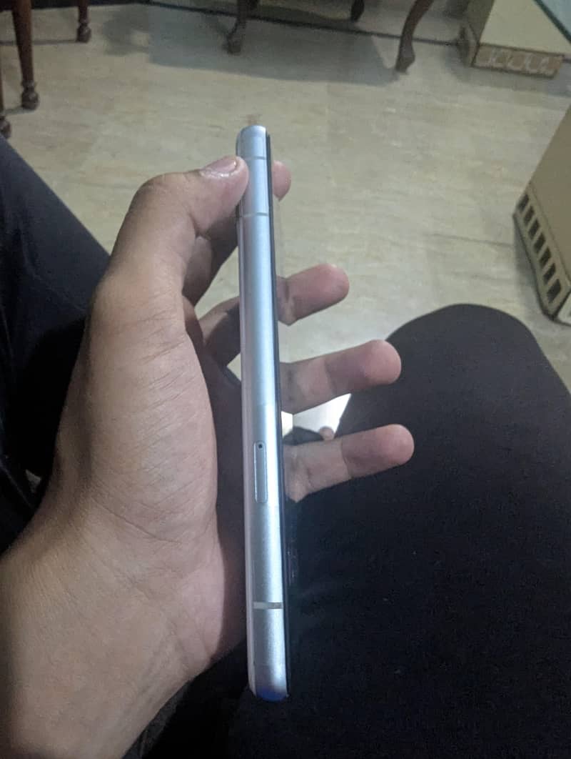 Google Pixel 7a 4