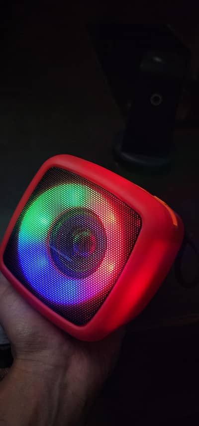 Bluetooth speaker loud voice with led lights with wire