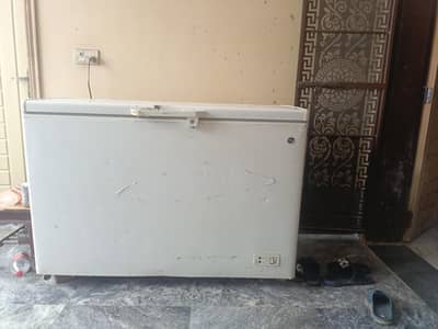 Freezer for Sale – Excellent Condition | Good Cooling