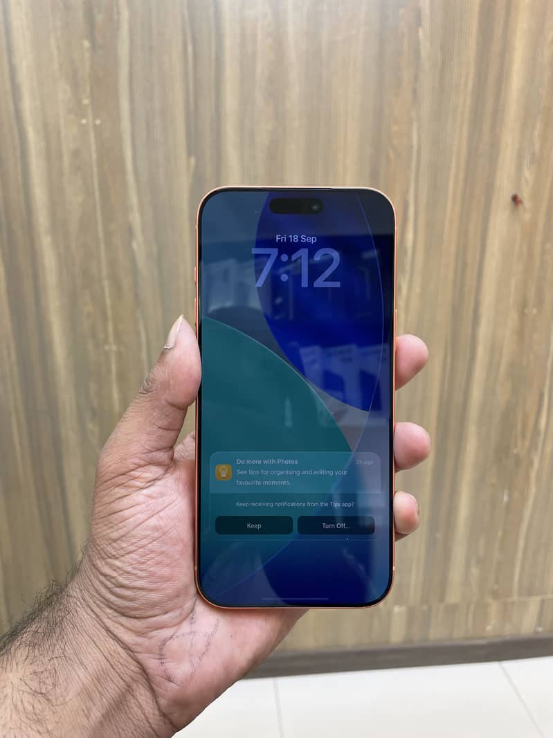 Apple iPhone 17 Pro Max 0