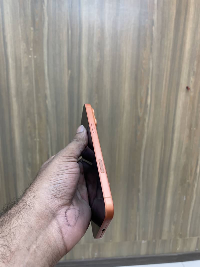 Apple iPhone 17 Pro Max 2
