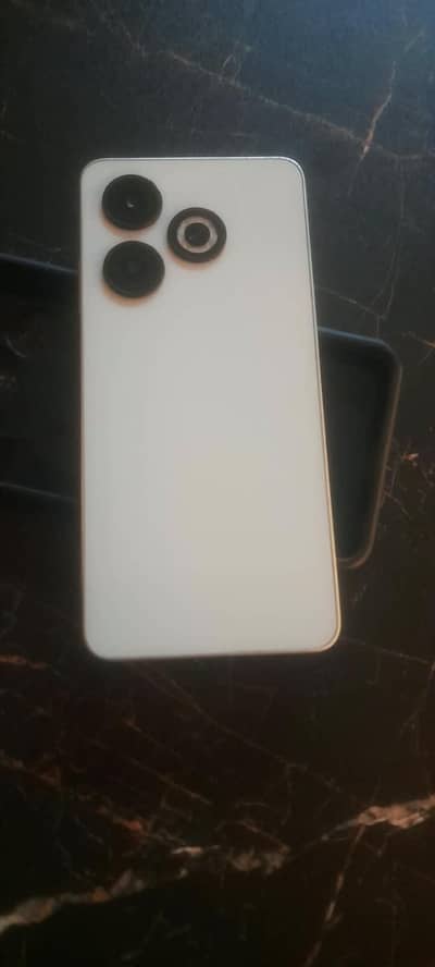 Infinix Smart 8