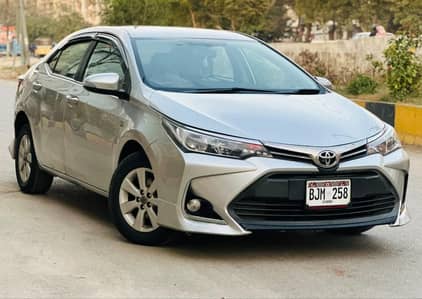 TOYOTA COROLLA ALTIS 1.8 MODEL 2017 ORIGNAL CONDITION
