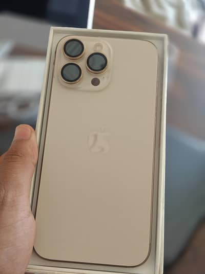 Apple iPhone 16 Pro Max