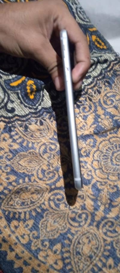 Apple iPhone 6S Plus