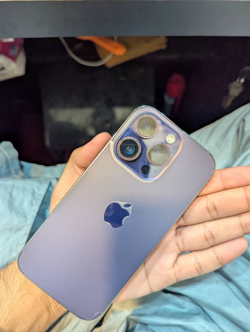 Apple iPhone 14 Pro 4