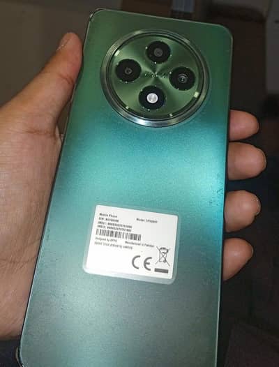 OPPO Reno 12 F