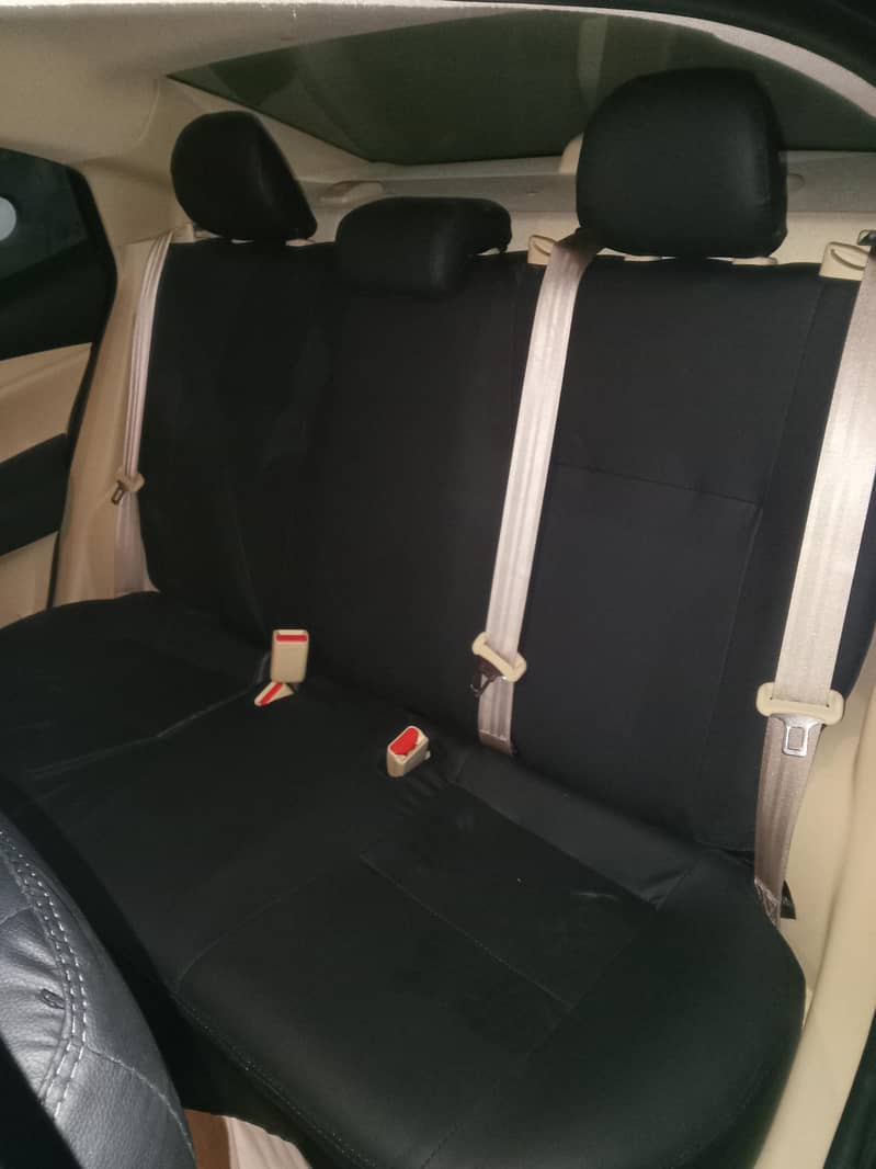 seats cover 16