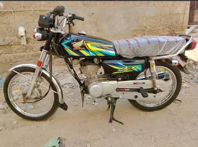 HONDA125 Model 2022 Hyderabad number ha urgent sell no sms only phone
