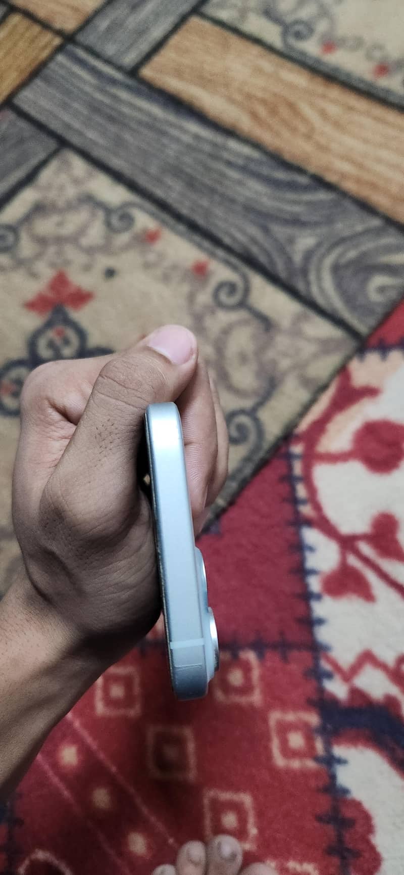 Apple iPhone 15 5