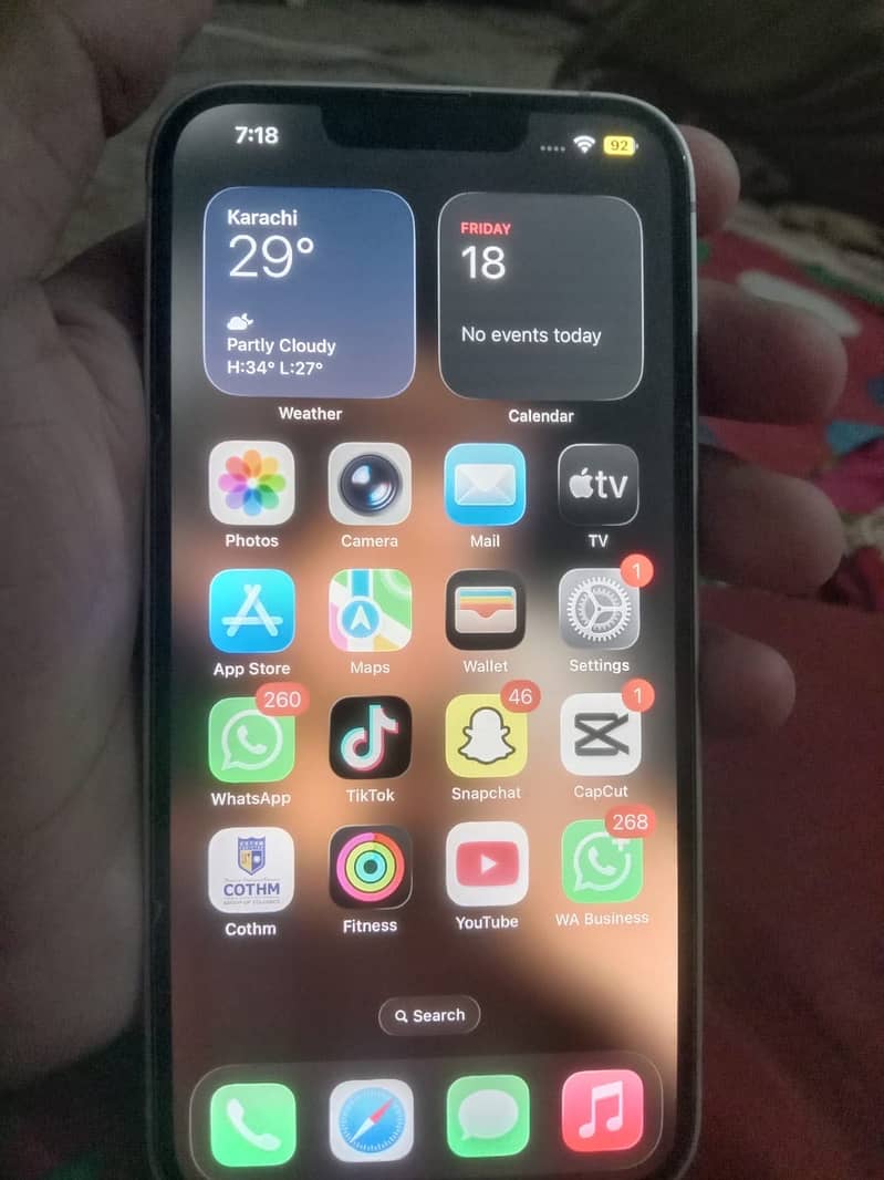 Apple iPhone 13 2