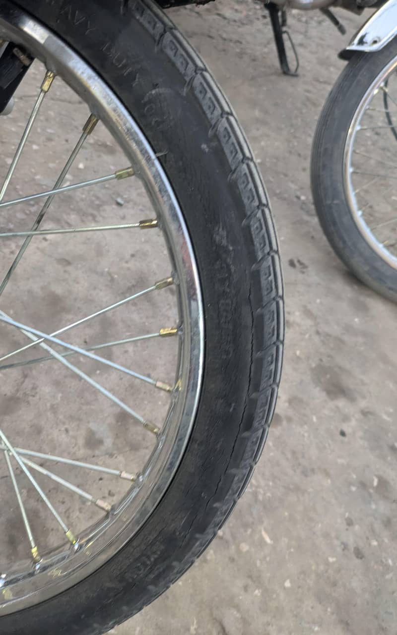 70 front tyre 2
