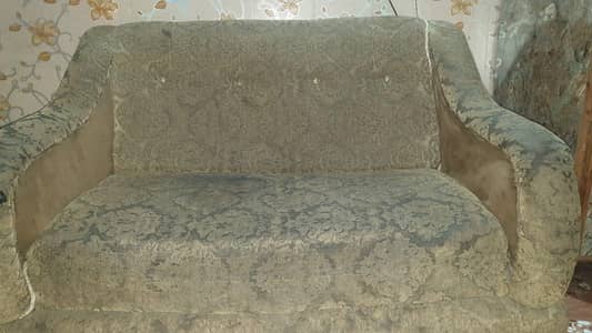 2 Seater Sofa ke sath 1 Single Sofa