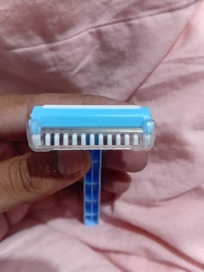 body razor hygiene
