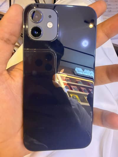 Apple iPhone 12