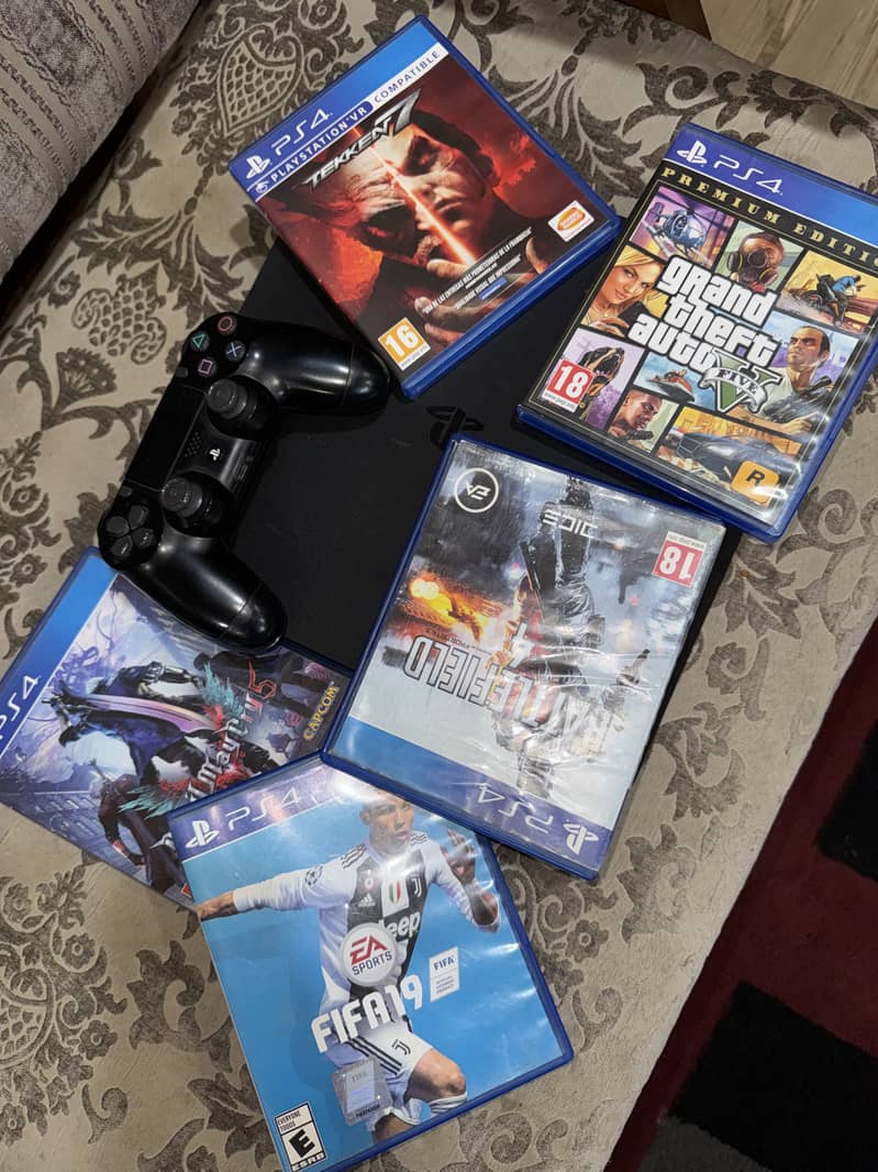 Ps4 slim 2