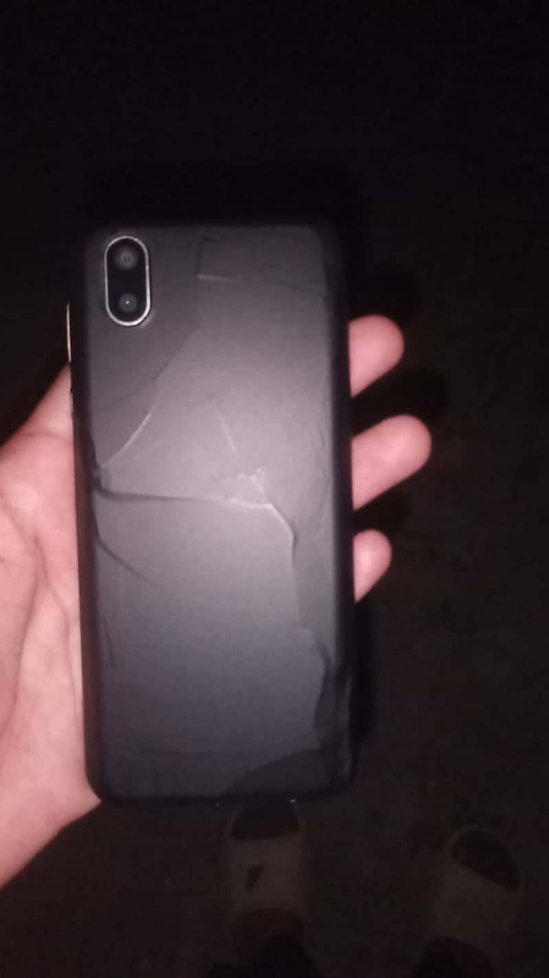 Sharp Aquos R2 1