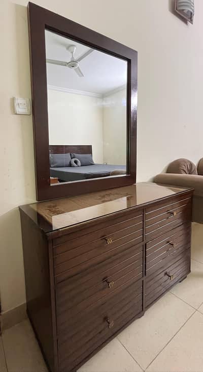 Interwood King Size Double Bed + 2 Side Tables + Dressing Table
