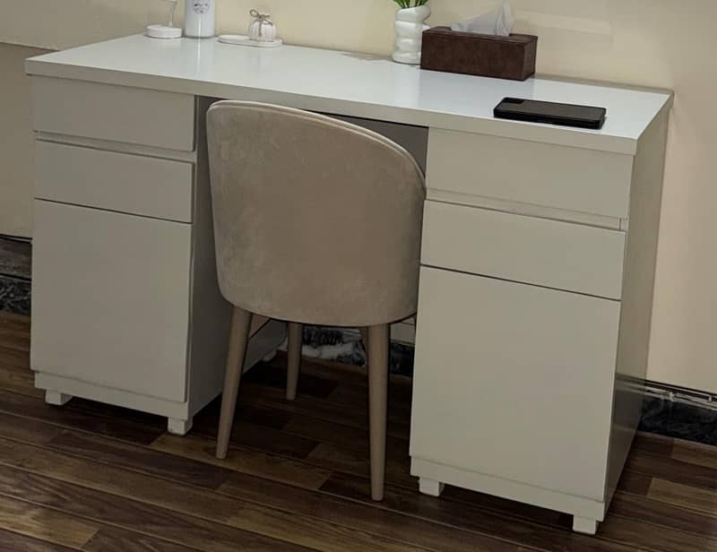 Study table/ vanity table 0