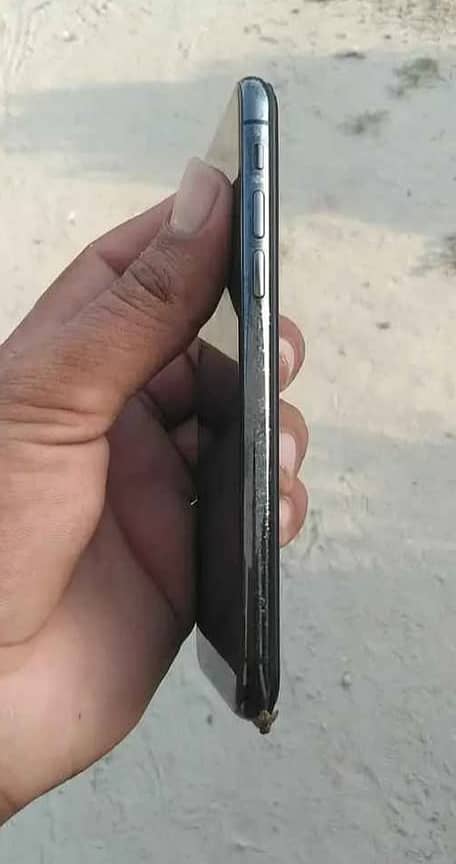 Apple iPhone X 0