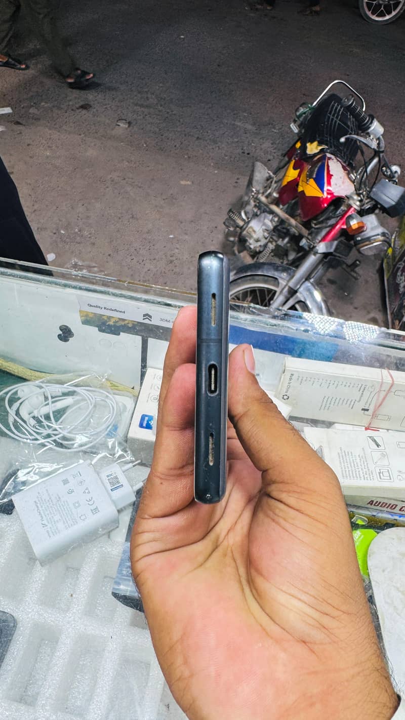 Google Pixel 7a 3