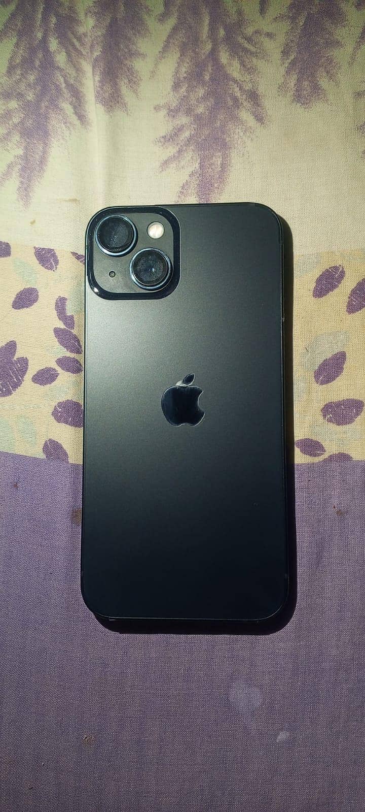 Apple iPhone 13 4