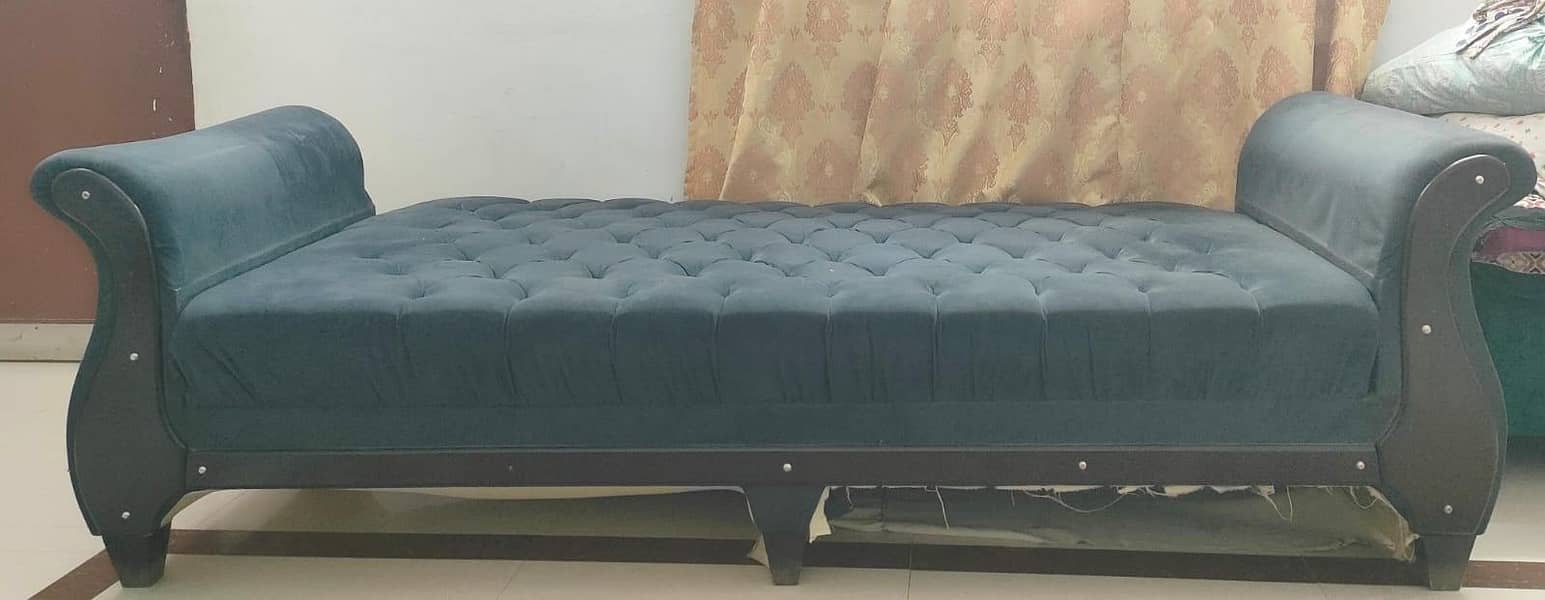 Sofa combed Good condition 1